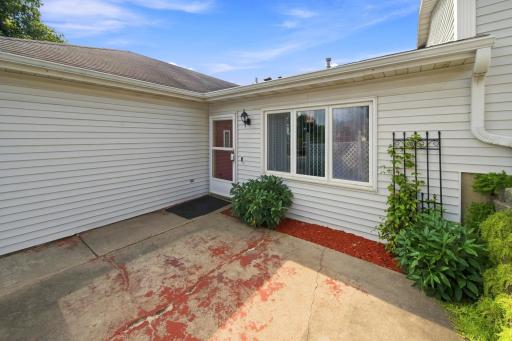 3031 25th St NW, Rochester, MN 55901