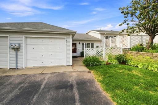 3031 25th St NW, Rochester, MN 55901