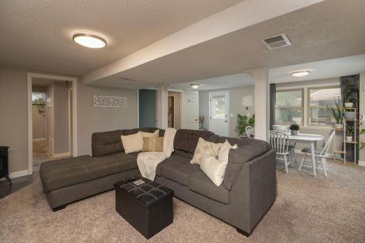3118 Rose Heights Drive SE, Rochester, MN 55904