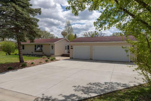 3118 Rose Heights Drive SE, Rochester, MN 55904