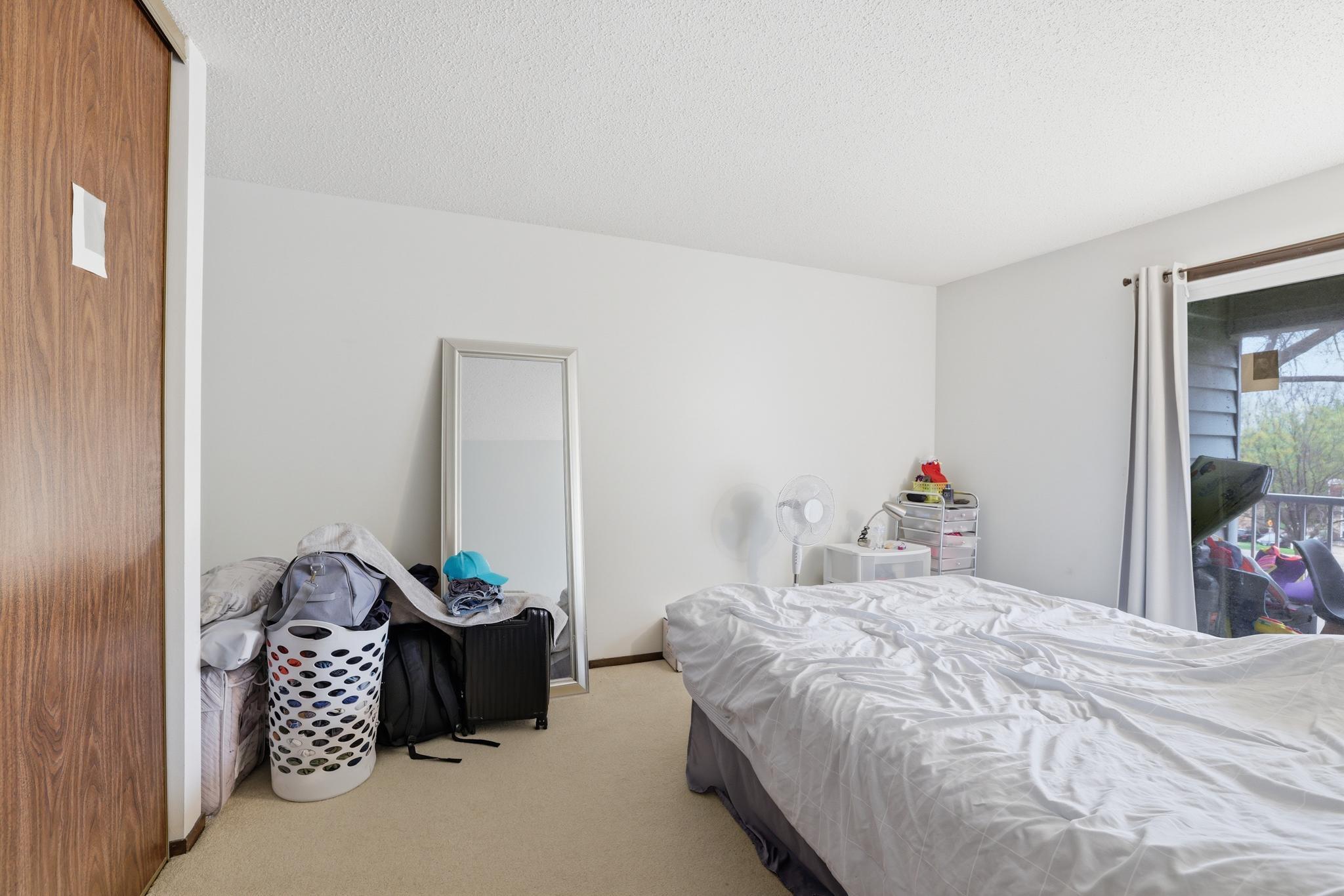 Second bedroom