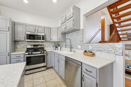 12137 88th Place N, Maple Grove, MN 55369