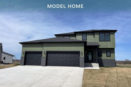 7341 101 Avenue S, Horace, ND 58047