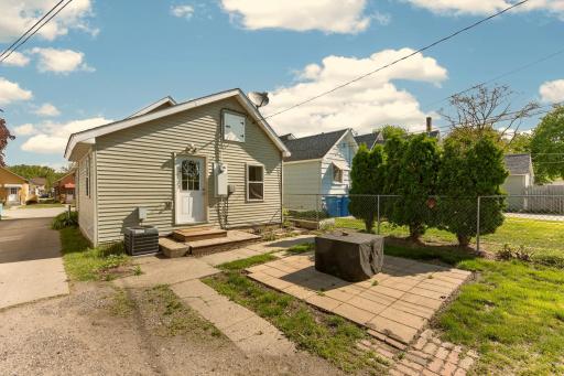 659 W 4th Street, Winona, MN 55987