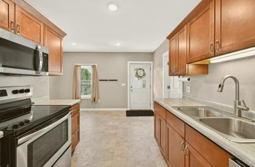 659 W 4th Street, Winona, MN 55987