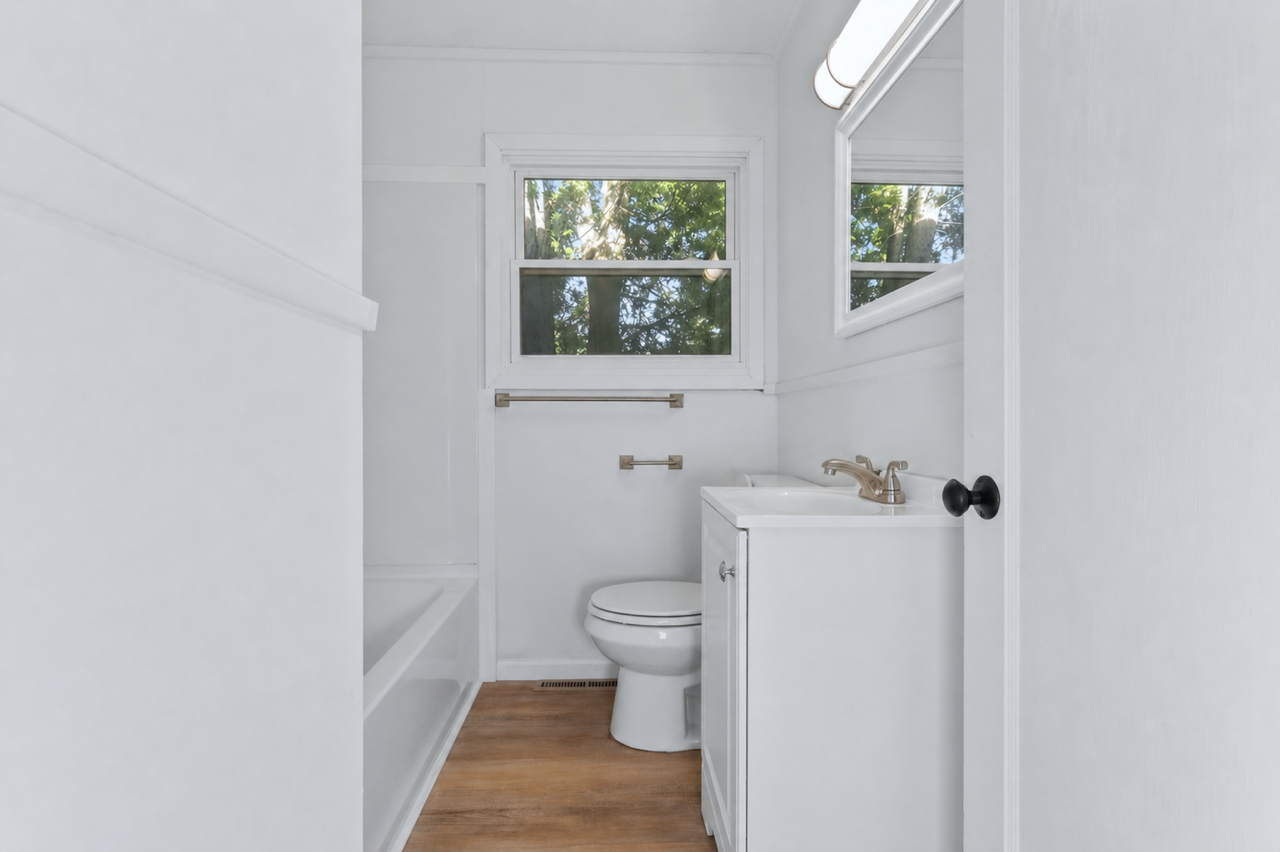 Full Bath.png