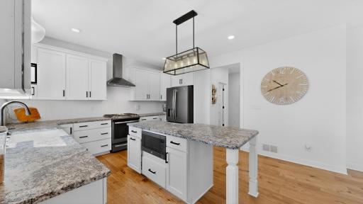 6 bed 4 bath home for sale in Somerby Golf Community 1702 Ancaster Dr NE Byron MN 55920