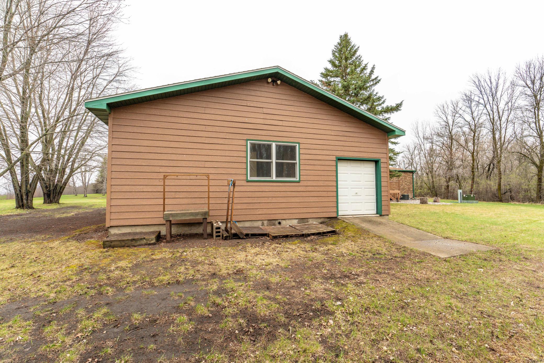 22606 28th Ave Hawley-136.jpg