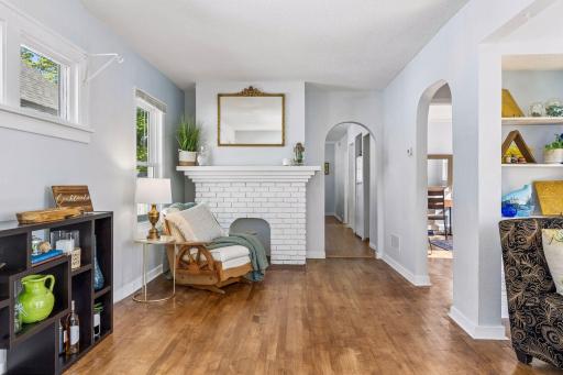 991 Minnehaha Avenue W, Saint Paul, MN 55104