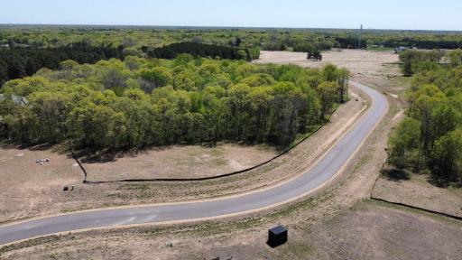 20068 Vintage Drive NW, Oak Grove, MN 55303