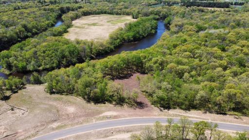 20068 Vintage Drive NW, Oak Grove, MN 55303