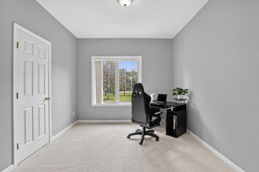 13420 Skyline Circle, Shakopee, MN 55379