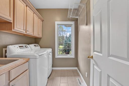13420 Skyline Circle, Shakopee, MN 55379
