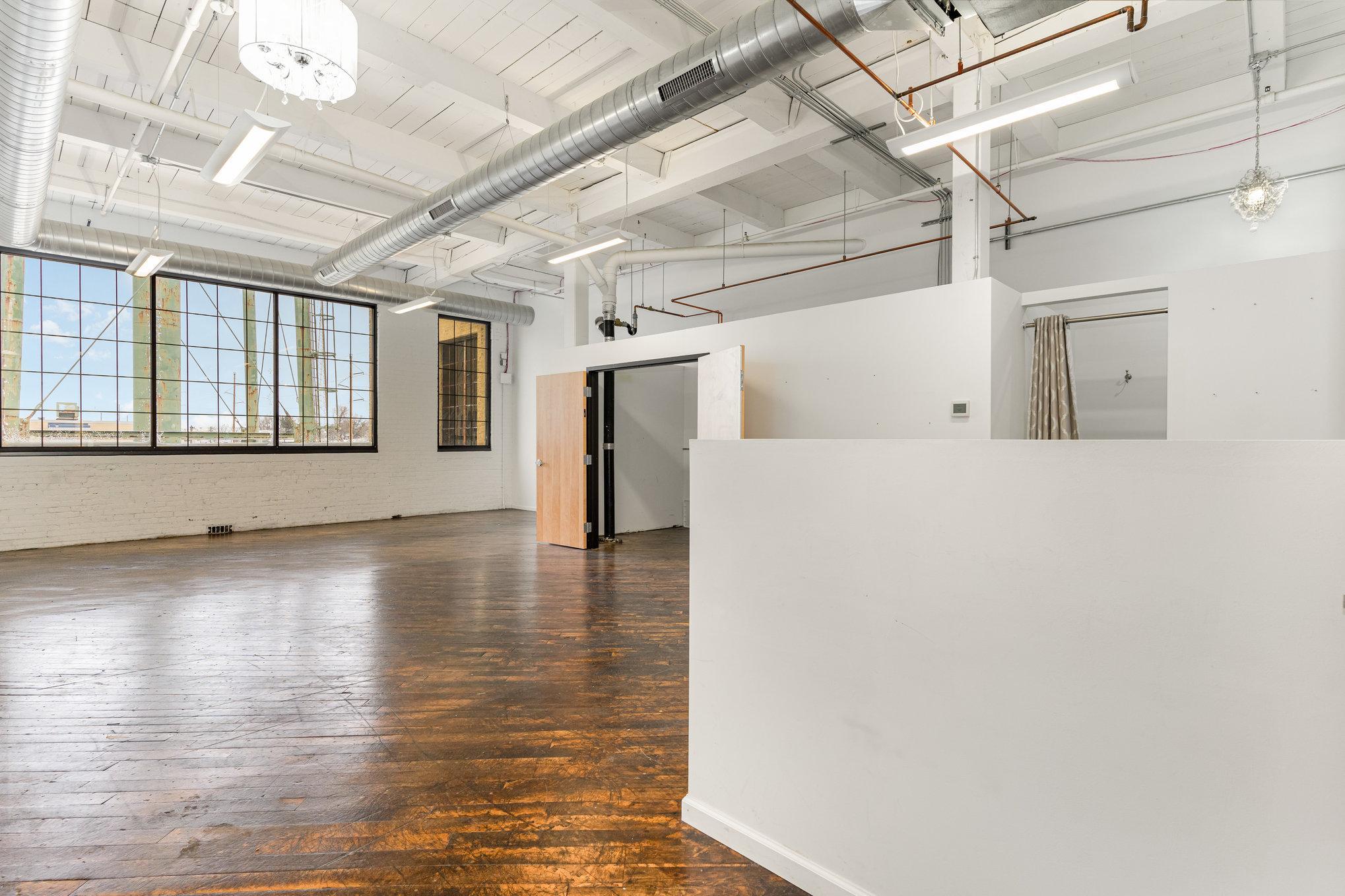 Property photo for 755 Prior Avenue N, Saint Paul, MN 55104