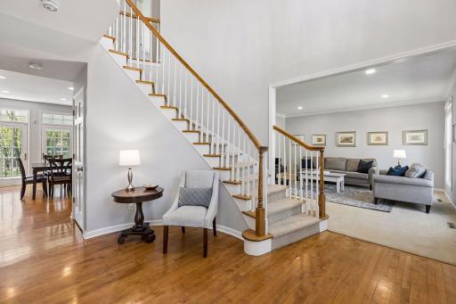 20150 Sweetwater Curve, Excelsior, MN 55331