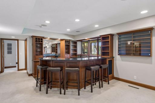 20150 Sweetwater Curve, Excelsior, MN 55331