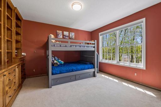 20150 Sweetwater Curve, Excelsior, MN 55331