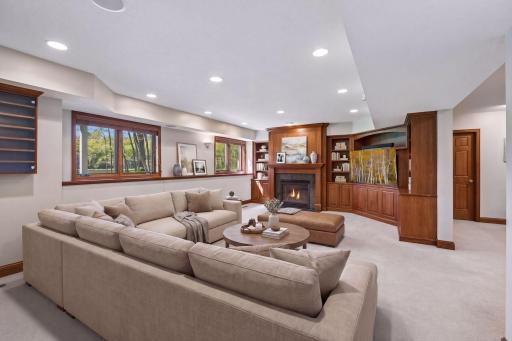 20150 Sweetwater Curve, Excelsior, MN 55331