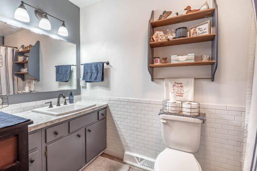 1208 Lenore Way FF-213.jpg