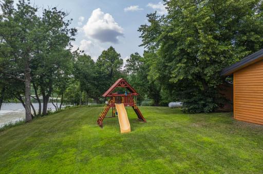 25530 River Hills Lane, Detroit Lakes, MN 56501