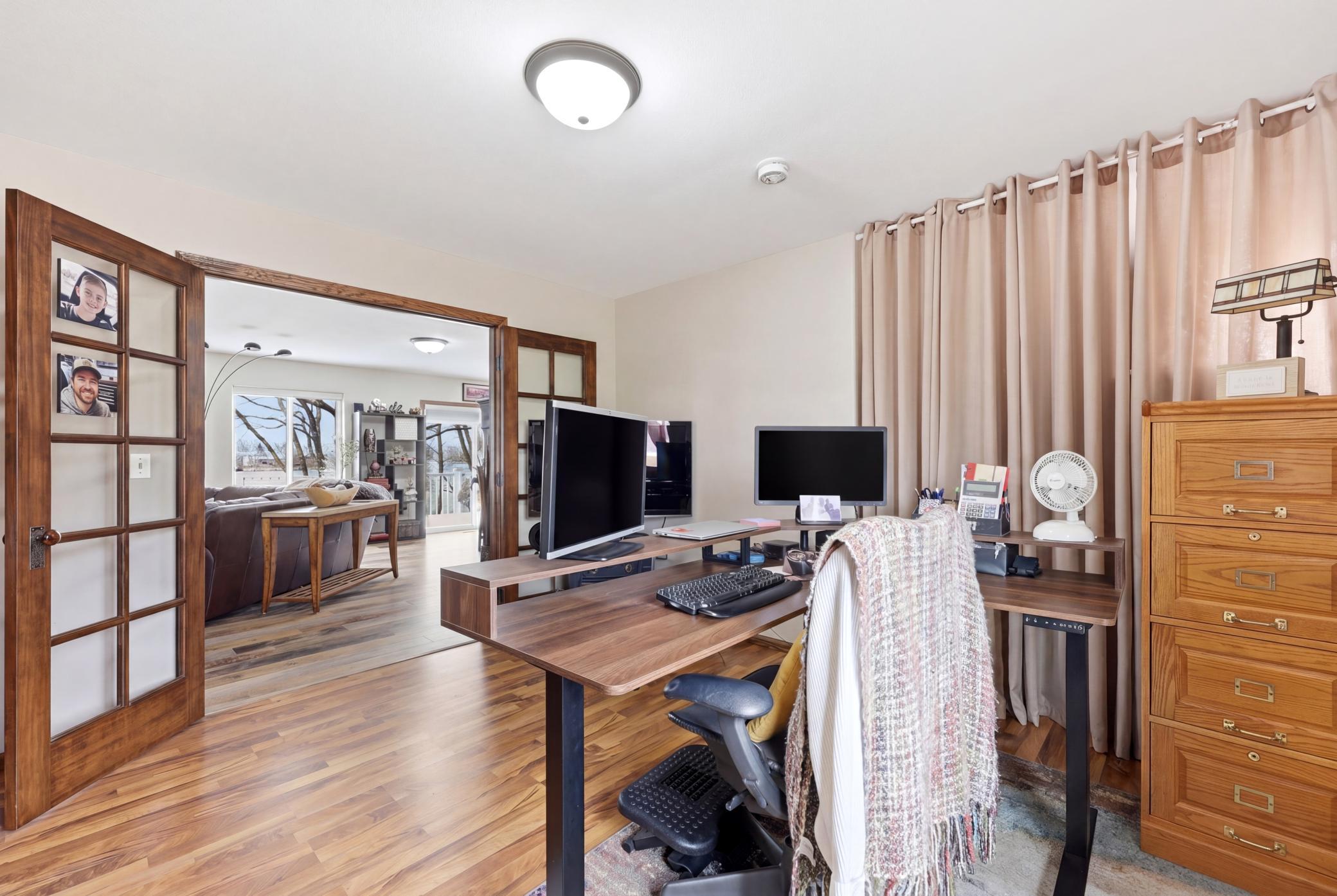 Main level office
