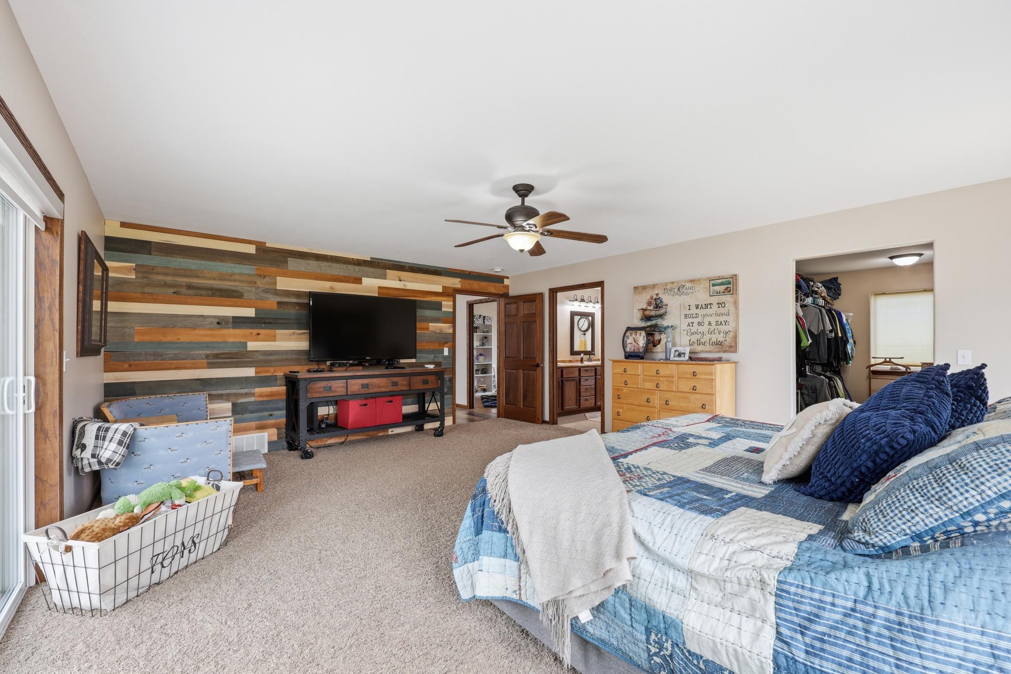Primary Bedroom - Main Level