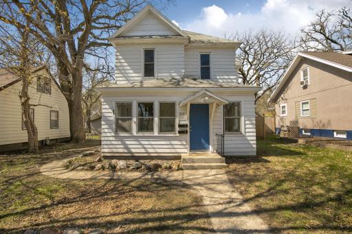 215 3rd Avenue NE, Saint Cloud, MN 56304