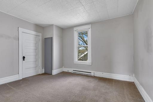 215 3rd Avenue NE, Saint Cloud, MN 56304