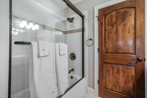 4000 Inglewood Avenue S, Minneapolis, MN 55416