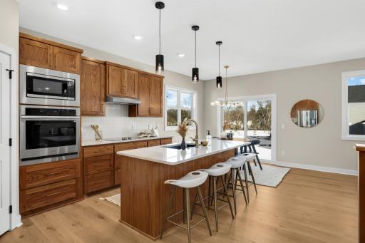 2164 Eustis, Saint Paul, MN 55113