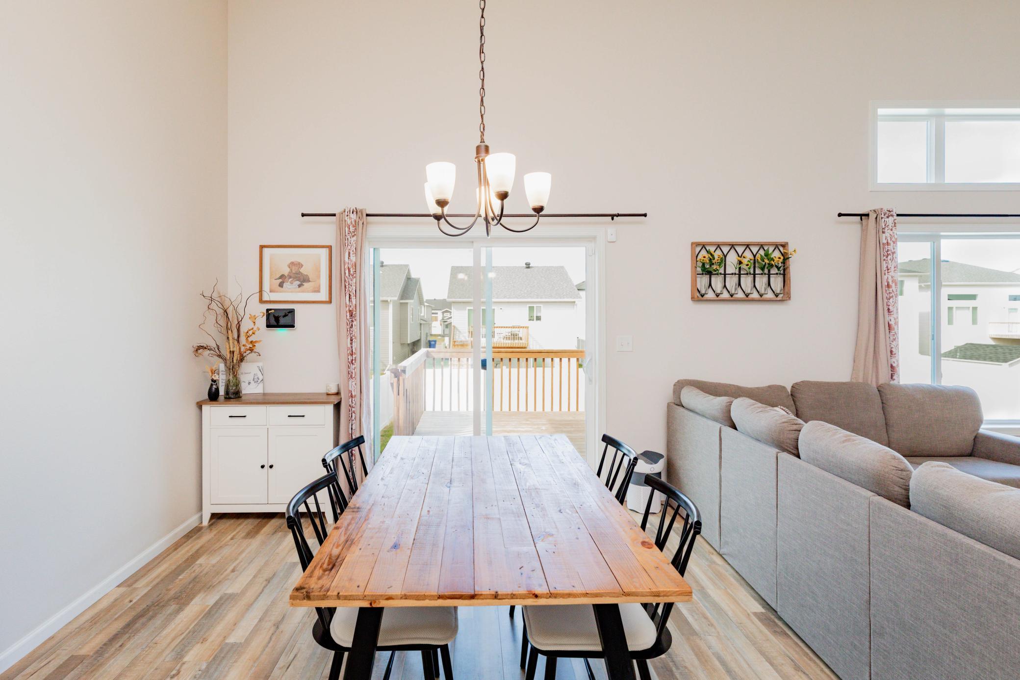 156768(7of32).jpg