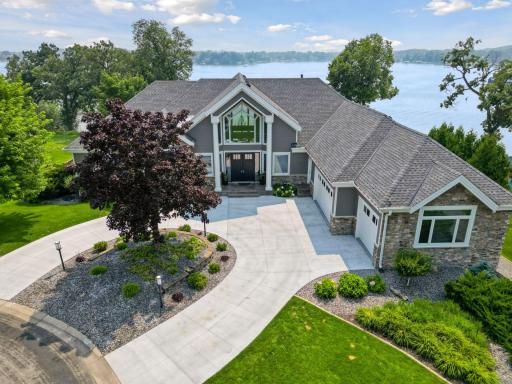 128 feet of south-facing shoreline on Lake Minnetonka's Jennings Bay.