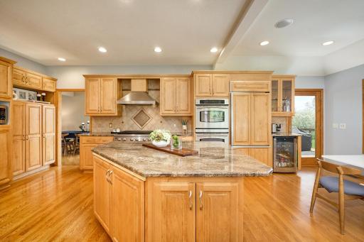 9950 Lee Drive, Eden Prairie, MN 55347