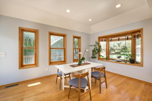 9950 Lee Drive, Eden Prairie, MN 55347