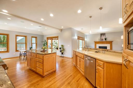 9950 Lee Drive, Eden Prairie, MN 55347