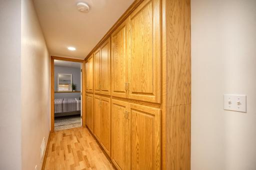 9950 Lee Drive, Eden Prairie, MN 55347