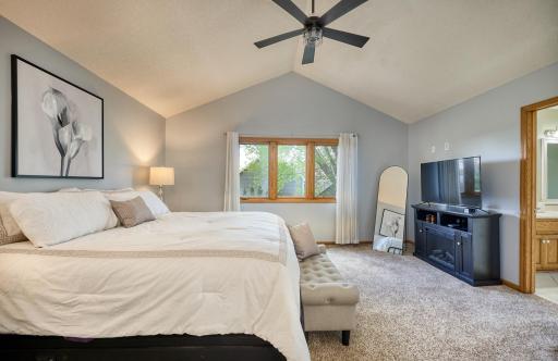 9950 Lee Drive, Eden Prairie, MN 55347