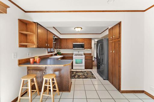 4935 Woodland Road, Minnetonka, MN 55345