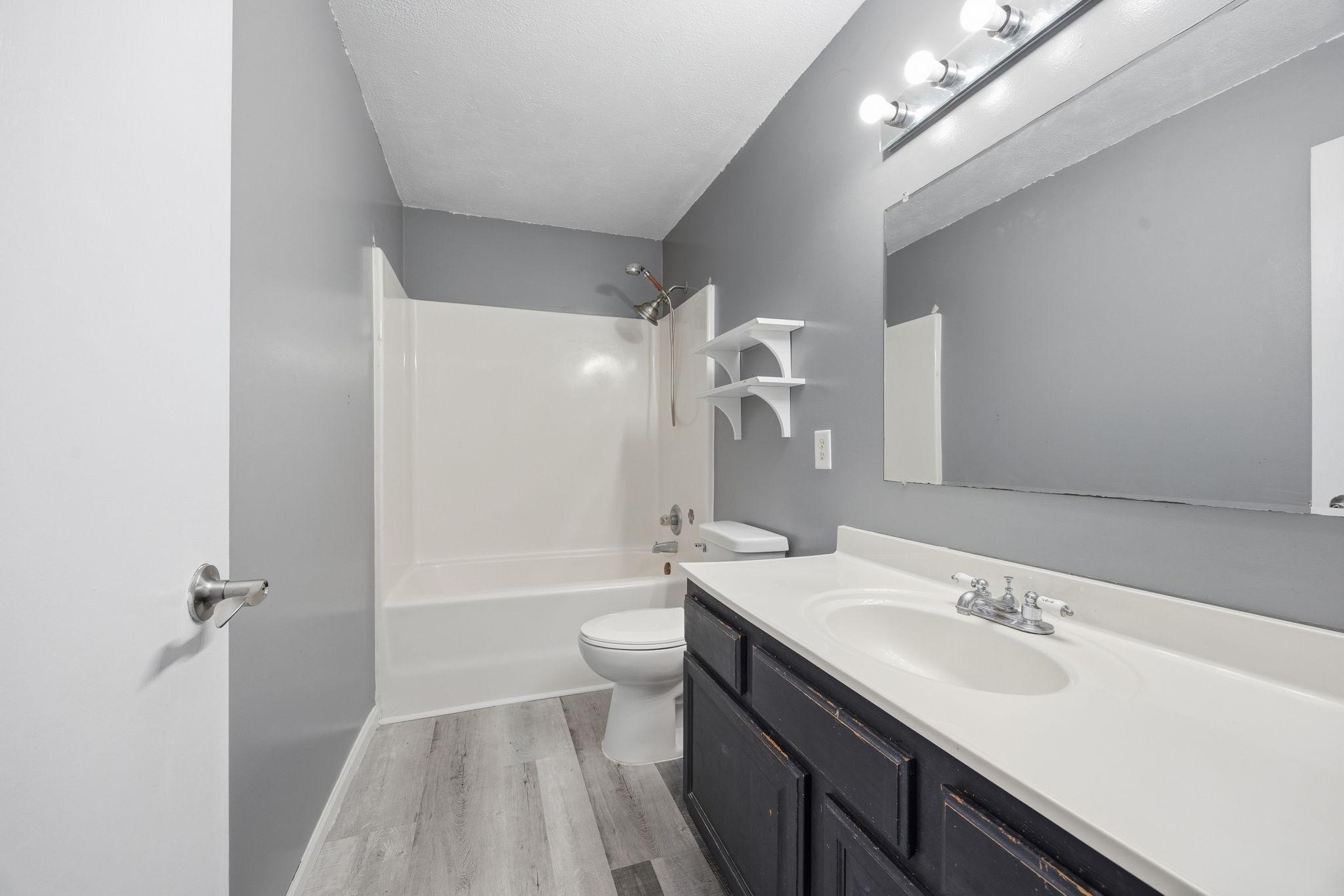 Full bathroom on the main floor
