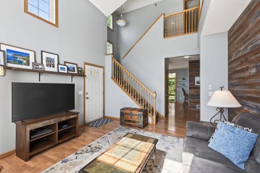 1701 Elm Street, Saint Paul, MN 55110