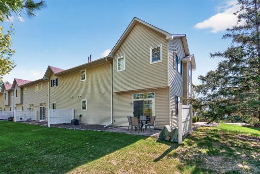1701 Elm Street, Saint Paul, MN 55110