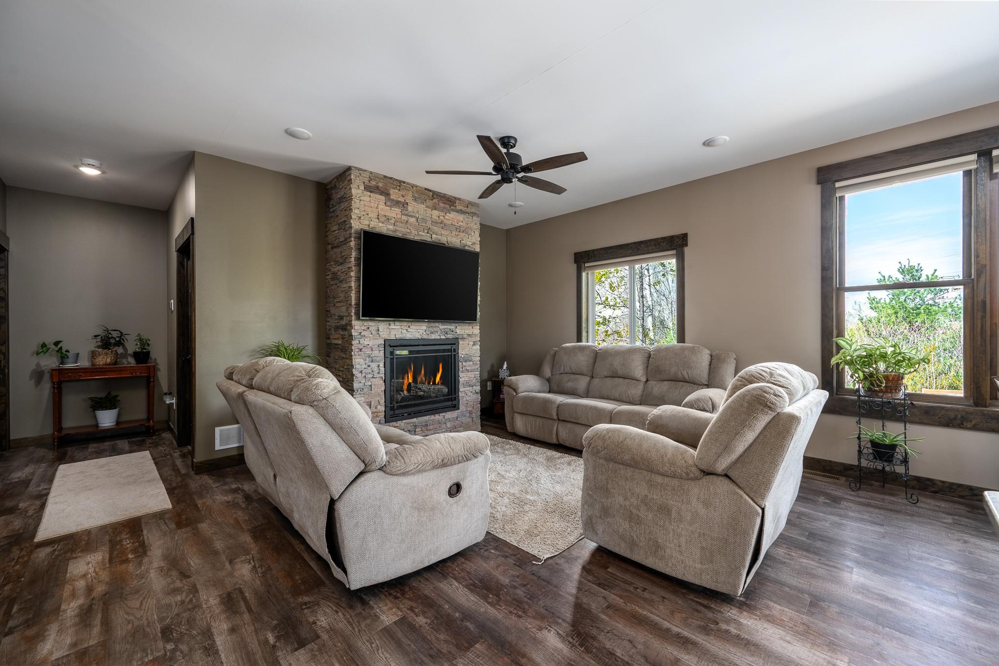 JML_3166-HDR-Edit.jpg