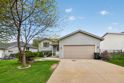 4647 Savannah Drive NW, Rochester, MN 55901
