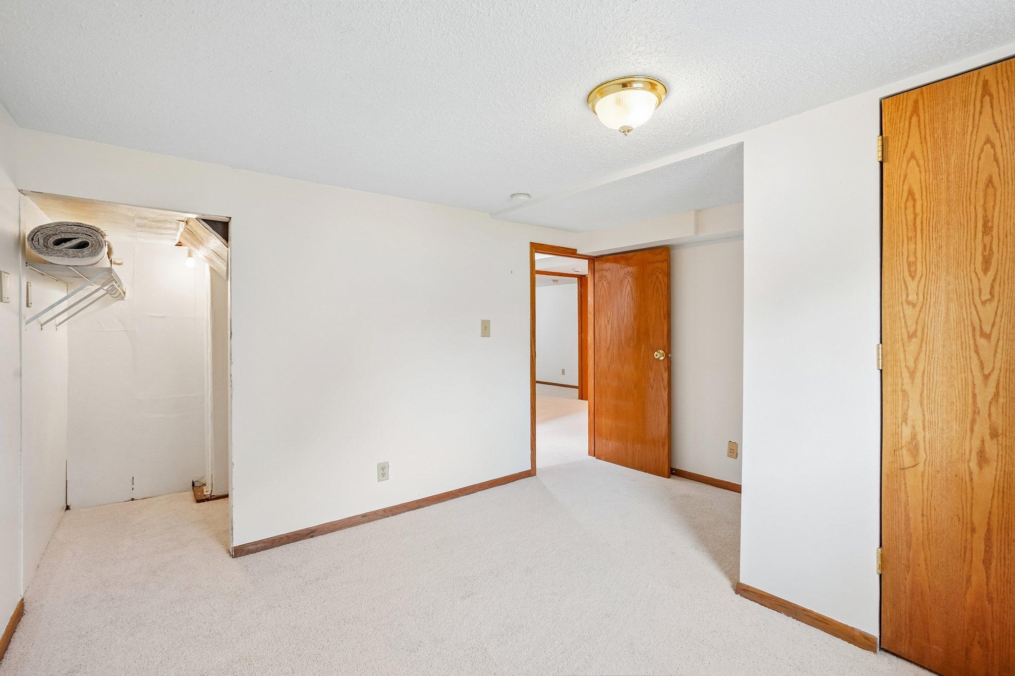 Bedroom 5.jpg