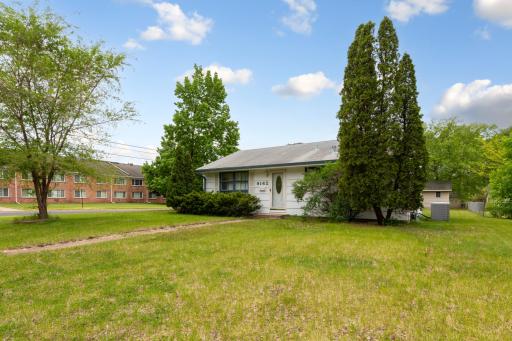 9142 1st Avenue S, Bloomington, MN 55420