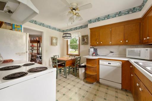 9142 1st Avenue S, Bloomington, MN 55420