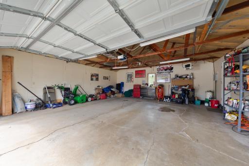 9142 1st Avenue S, Bloomington, MN 55420