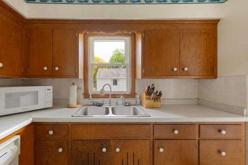 9142 1st Avenue S, Bloomington, MN 55420