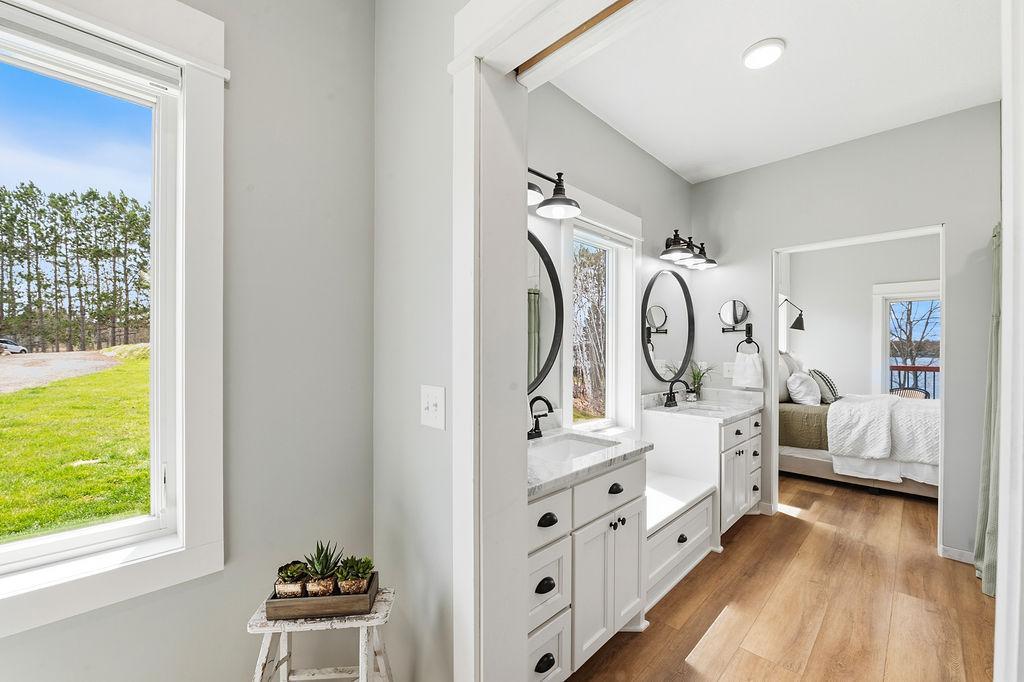 Light and Bright Master Bath