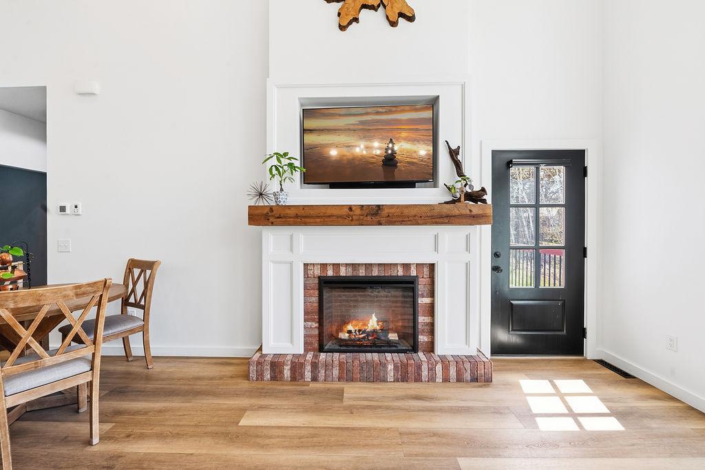 Electric Fireplace Insert